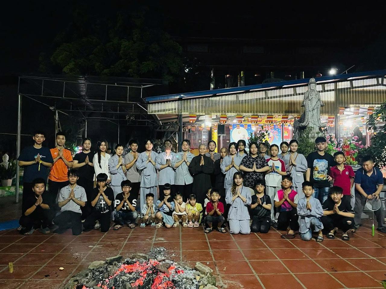 NGOẠI KHÓA THANH NIÊN CHỦ ĐỀ TỰ DO-HÒA BÌNH-TRI ÂN